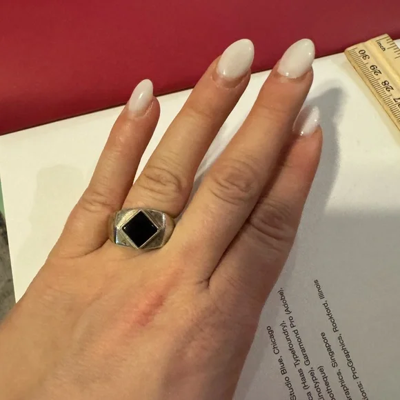 Stunning 925 Sterling silver and onyx vintage size 10 ring 10g - Picture 2 of 16